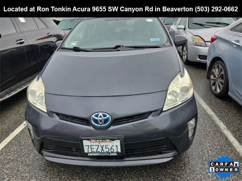 Used 2014 Toyota Prius Two image 7
