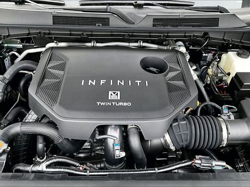 New 2026 INFINITI QX80 Luxe image 16