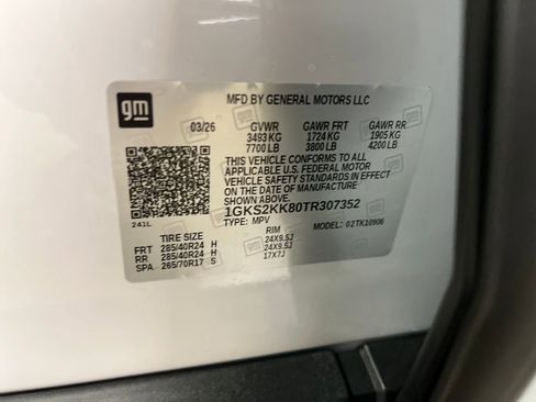 New 2026 GMC Yukon XL Denali Ultimate w/ LPO, Floor Liner Package AWD/4WD image 29