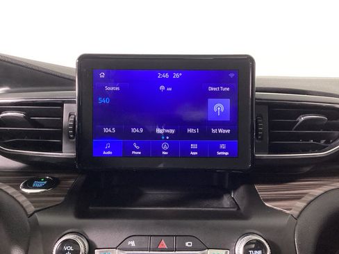 Used 2020 Ford Explorer Limited w/ Class III Trailer Tow Package AWD/4WD image 28