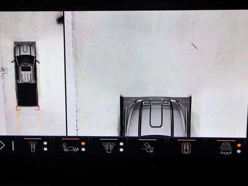 Used 2024 GMC Sierra 3500 Denali Ultimate image 31