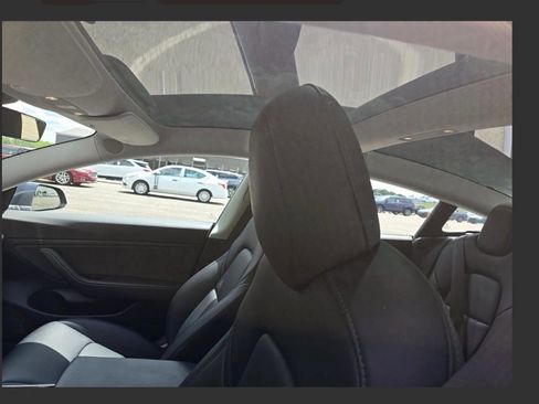 Used 2018 Tesla Model 3 Long Range AWD/4WD image 7