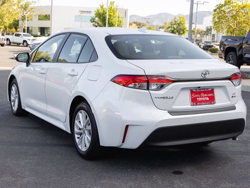 Certified 2026 Toyota Corolla LE w/ LE Premium Package FWD image 7