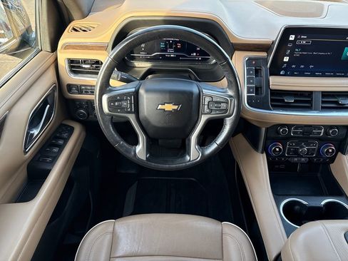 Used 2022 Chevrolet Tahoe Premier w/ Premium Package image 21