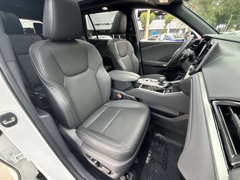 Certified 2025 Lexus TX 350 FWD w/ Technology Package image 27