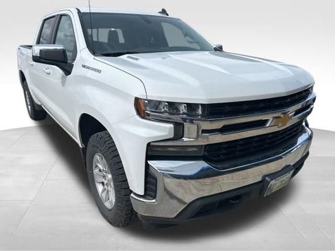 Used 2020 Chevrolet Silverado 1500 LT w/ All-Star Edition AWD/4WD image 3