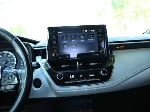 Used 2021 Toyota Corolla SE w/ Carpet Mat Package (TMS) FWD image 21