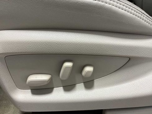 Used 2019 GMC Yukon Denali w/ Open Road Package image 14