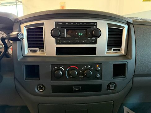 Used 2008 Dodge Ram 1500 Truck SLT RWD image 14