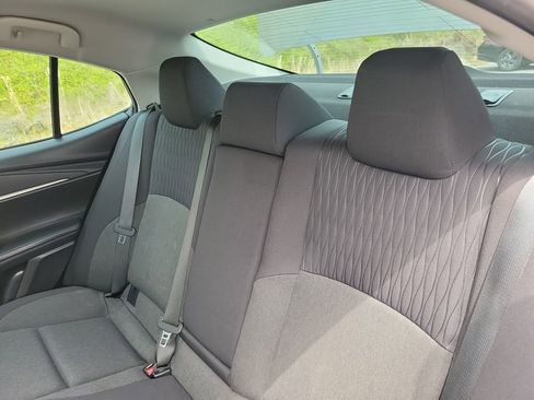 Used 2025 Toyota Camry LE image 29