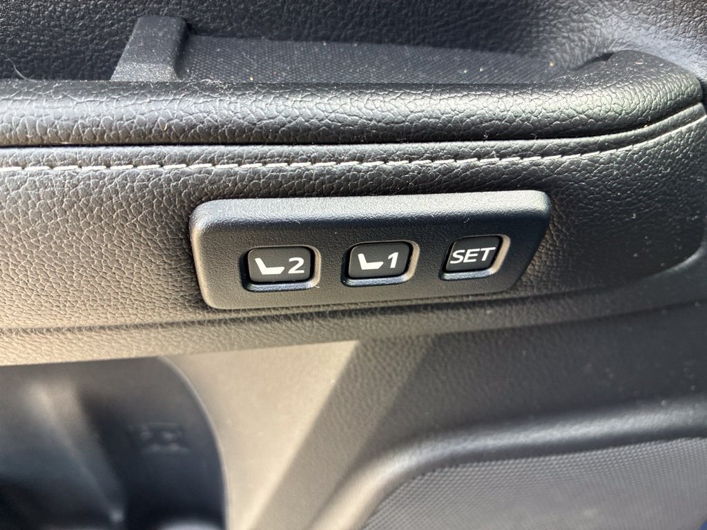 Used 2014 Toyota 4Runner Limited RWD image 8