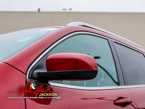 Used 2012 Jeep Grand Cherokee Laredo image 3