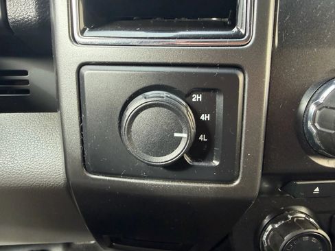 Used 2018 Ford F150 XLT AWD/4WD image 20