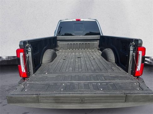 Used 2025 Ford F350 Platinum image 24