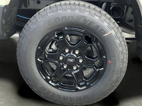 New 2025 Ford Ranger XLT w/ Equipment Group 301A High image 39