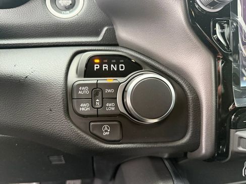 New 2026 RAM 1500 Big Horn AWD/4WD image 23
