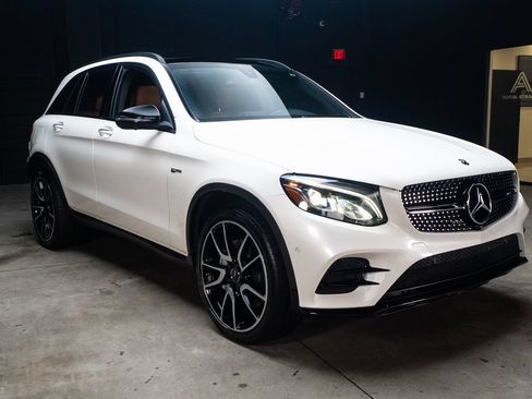 Used 2019 Mercedes-Benz GLC 43 AMG 4MATIC image 7