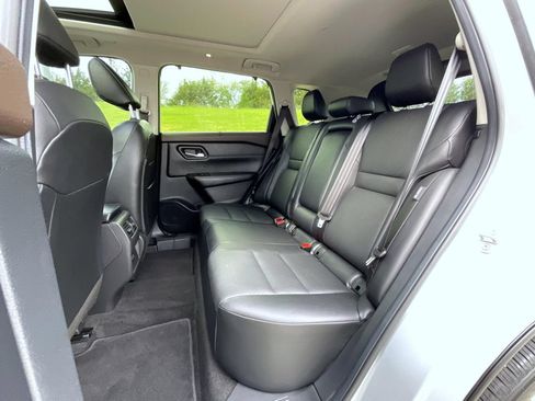Used 2023 Nissan Rogue SV w/ SV Premium B Package AWD/4WD image 19