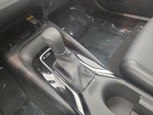 Certified 2025 Toyota Corolla XSE FWD image 21