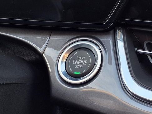 New 2026 Chevrolet Trax ACTIV w/ Sunroof Package image 24