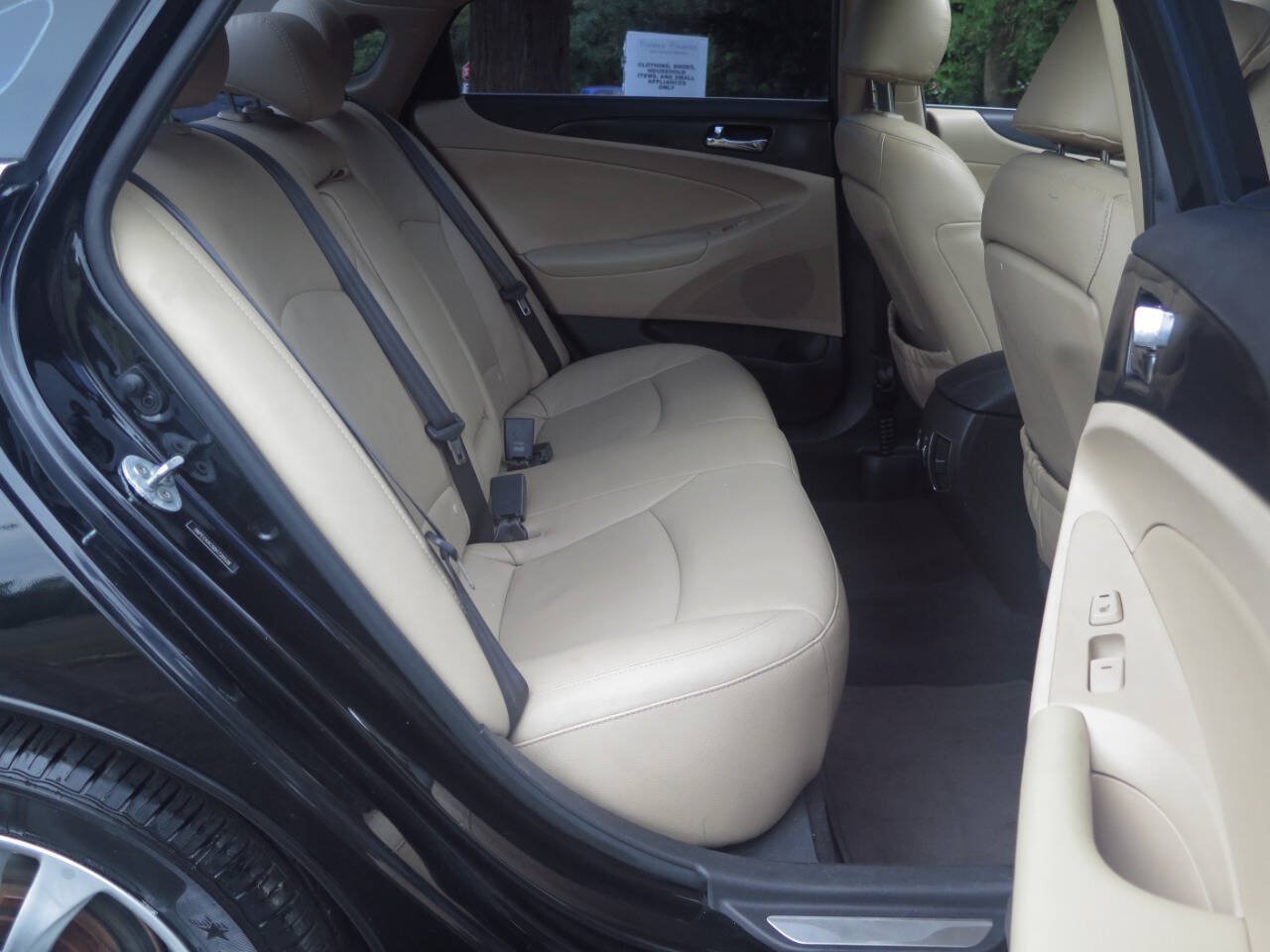 Used 2013 Hyundai Sonata Limited w/ Premium Pkg FWD image 10