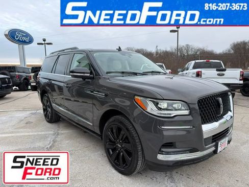 Used 2023 Lincoln Navigator Black Label image 1