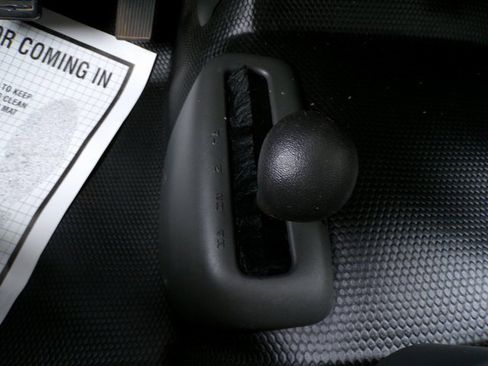 Used 2006 Chevrolet Silverado 2500 W/T image 25