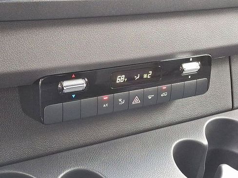 Used 2025 Mercedes-Benz Sprinter 2500 image 14