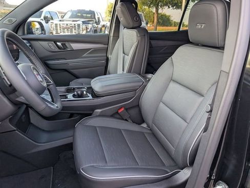 New 2026 Buick Enclave Sport Touring w/ Power Package FWD image 18