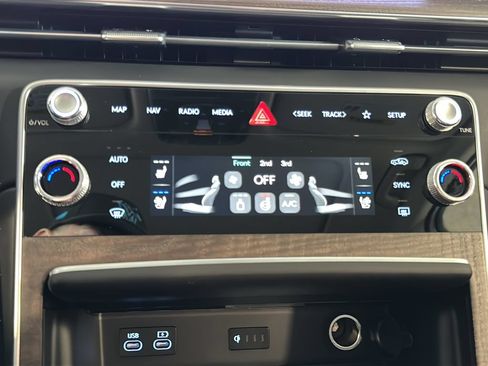 New 2026 Genesis GV80 3.5T Advanced AWD/4WD image 31