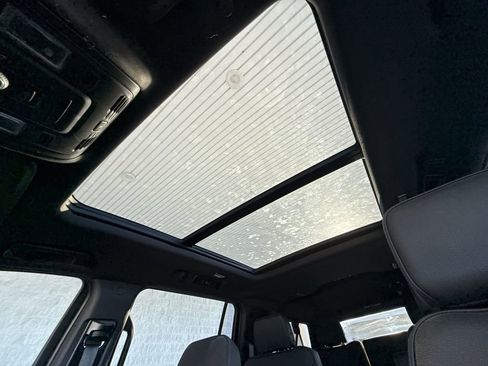 Certified 2022 GMC Yukon XL Denali w/ Denali Premium Package image 19