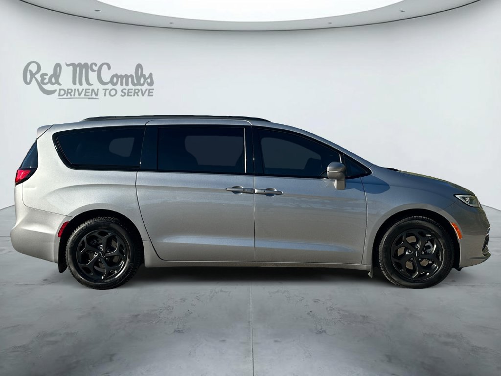 Used 2021 Chrysler Pacifica Touring w/ S Appearance Package FWD image 4