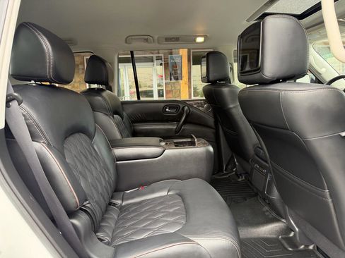 Used 2023 Nissan Armada Platinum w/ Captain's Chairs Package RWD image 23