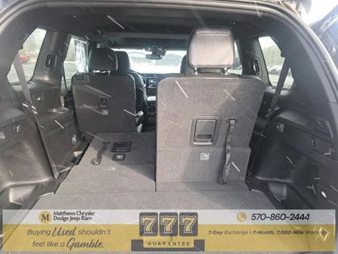 Certified 2023 Jeep Grand Cherokee L Laredo image 8