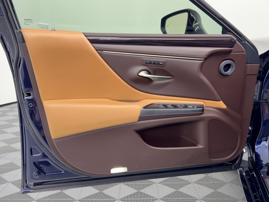 Certified 2020 Lexus ES 350 w/ Premium Package FWD image 15