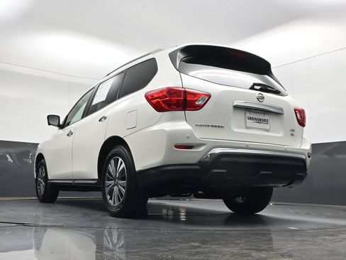 Used 2020 Nissan Pathfinder SL w/ Cargo Package AWD/4WD image 47