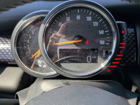 Used 2015 MINI Cooper S FWD image 9