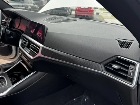Used 2021 BMW 430i Coupe w/ Convenience Package RWD image 19