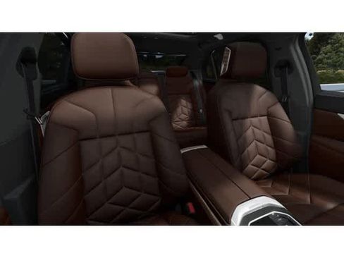New 2026 BMW 760i xDrive w/ Executive Package image 12