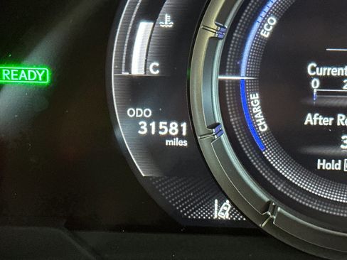Used 2020 Lexus UX 250h F Sport w/ F Sport Premium Package AWD/4WD image 30