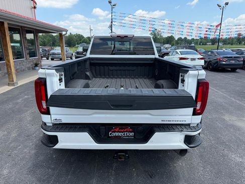 Used 2022 GMC Sierra 3500 Denali w/ Denali Ultimate Package AWD/4WD image 6
