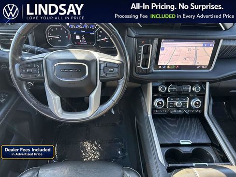 Used 2021 GMC Yukon Denali w/ Advanced Technology Package AWD/4WD image 10