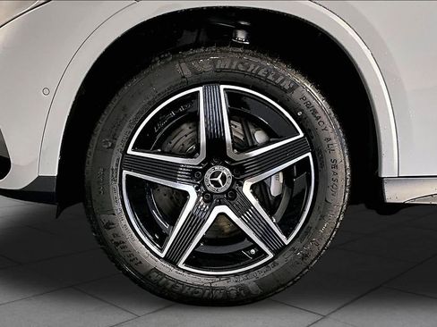 New 2026 Mercedes-Benz GLC 300 4MATIC image 17