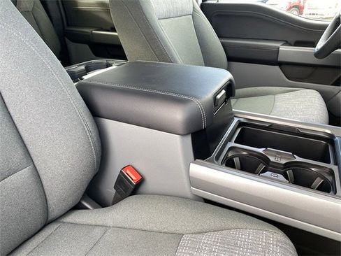 New 2026 Ford F250 XLT w/ XLT Premium Package image 34