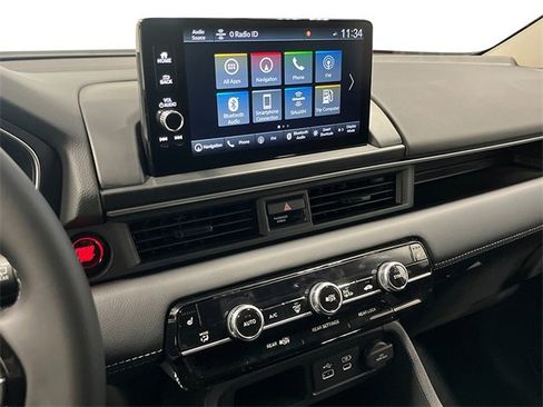 New 2025 Honda Pilot Touring image 19