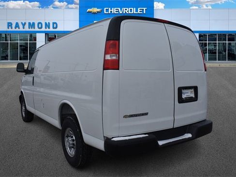 New 2025 Chevrolet Express 2500 Work Van w/ Driver Convenience Package image 5
