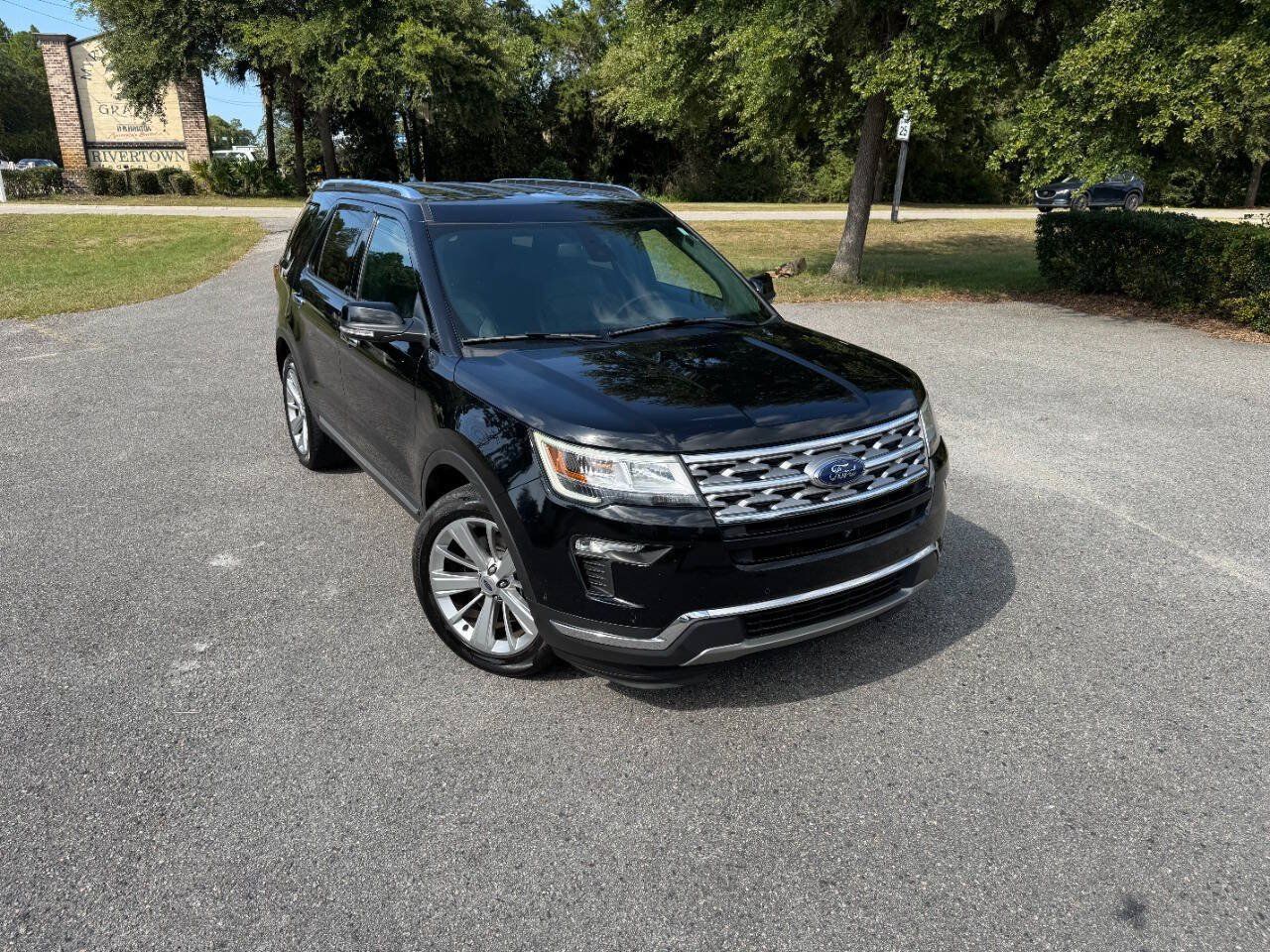 Used 2018 Ford Explorer Limited w/ Equipment Group 301A FWD image 37
