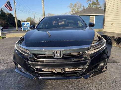 Used 2021 Honda Accord Sport image 2