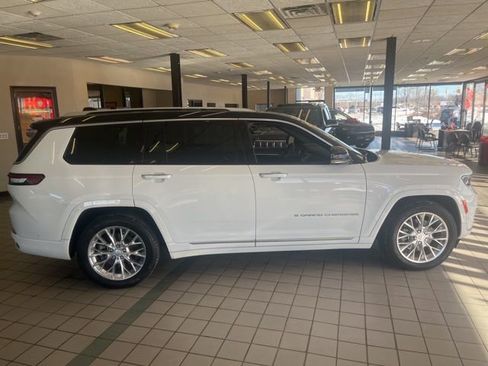 Used 2021 Jeep Grand Cherokee L Summit w/ Advanced Protech Group IV image 6