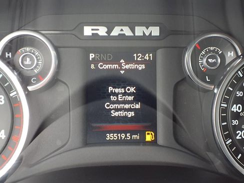 Used 2024 RAM 2500 Big Horn w/ Off Road Package AWD/4WD image 26
